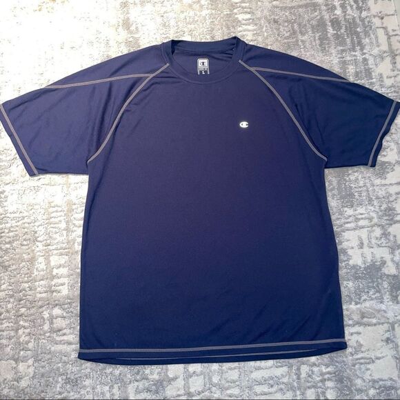 🏷️ 5 for $25 - CHAMPION Short Sleeve Tee - Picture 1 of 5